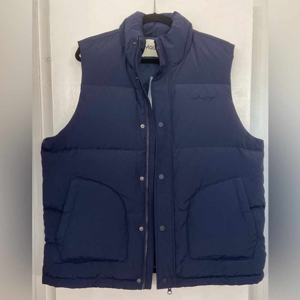 NWT MadHappy Winter 1 Puffer Vest Navy Blue Size Large - Picture 13 of 14
